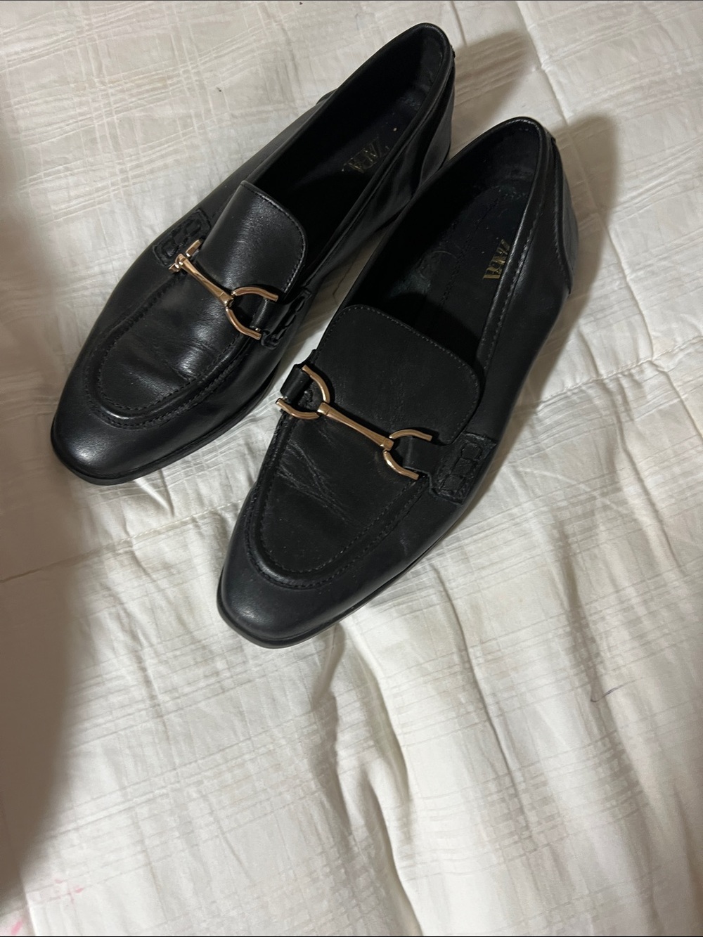 Shoes - Picture 1 of 4